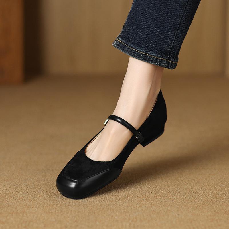 

Новые женские туфли на низком каблуке, повседневные женские туфли-лодочки черного цвета для ношения в любое время года, с квадратным носком и одной педалью, ленивые туфли 39 чёрный