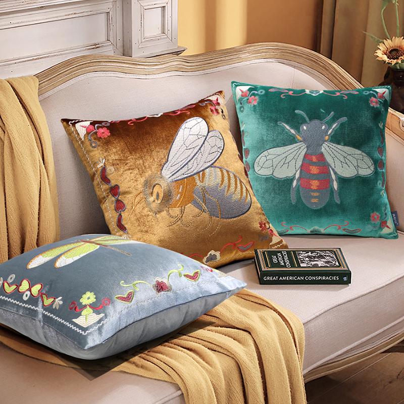 European Cushion Cover Animal Bee Embroidery Pillowcases Exquisite Cojines Decorativos Para Sofa Decorative Pillows Cushions