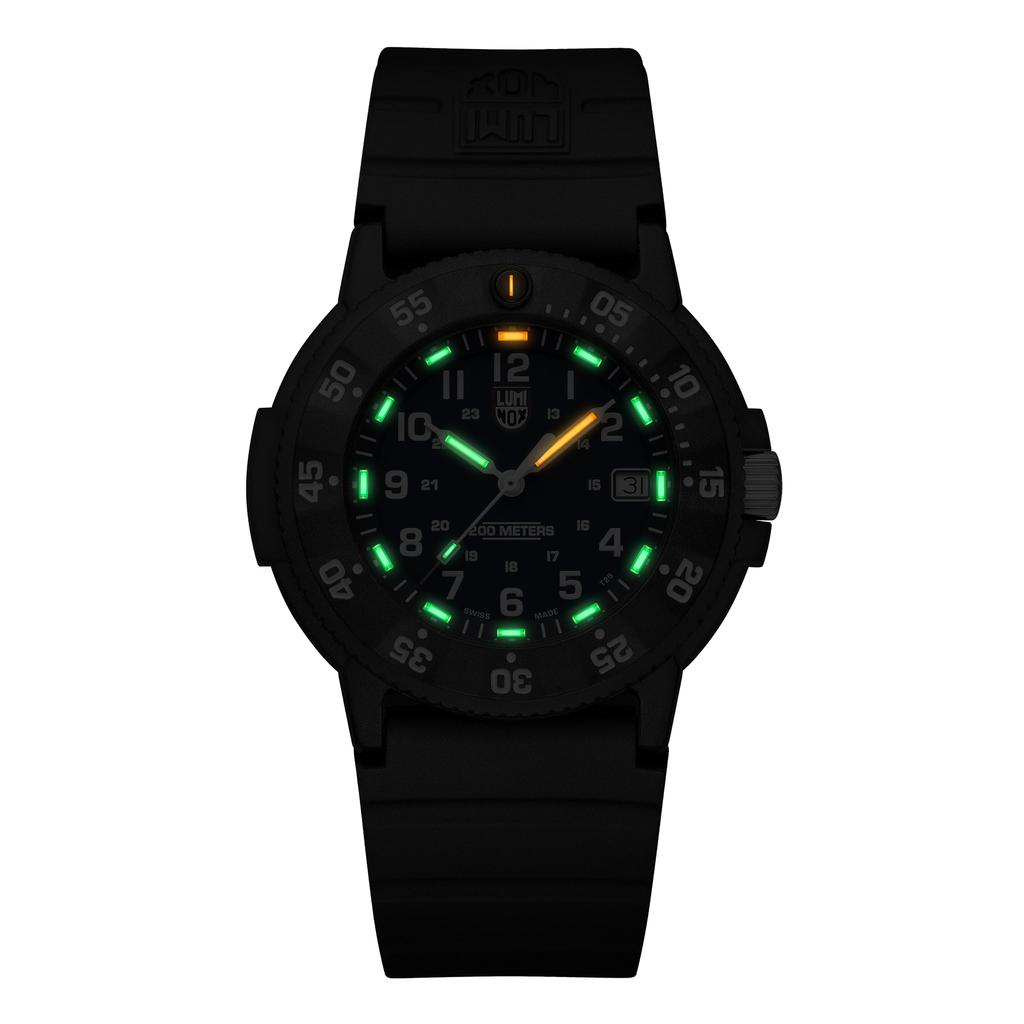 Luminox Military Watch for Men and Swiss Original Navy Seal 3000 EVO Women, Analog, Made, Simple, Series, Ref. 3003.EVO.S