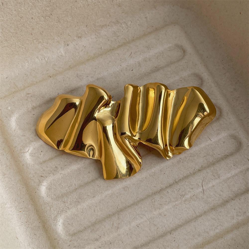 Exaggerated Geometric Fashion Metal 18K Gold Pvd Plated Brooch Pin Clothes Accessories Waterproof 2026 Charm Unisex Jewelry