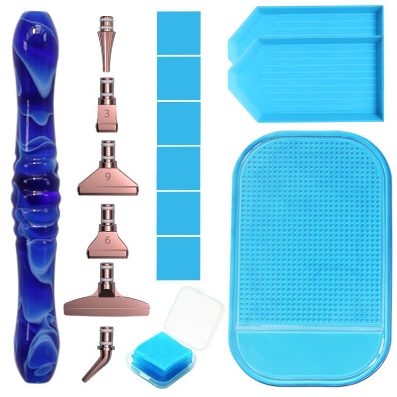Harz Diamantmalerei Stift Set mit 6 austauschbaren Metallspitzen 6 Wachsblöcken 2 Sortierschalen und Bohrmatte für 5D Diamantmalerei Bastelbedarf
