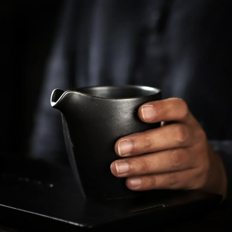 Retro Ceramic Kung Fu Tea Cup Handmade Chinese Style Creative Dispenser Cup Divide Tea Cups Household Tea Set Accessories New