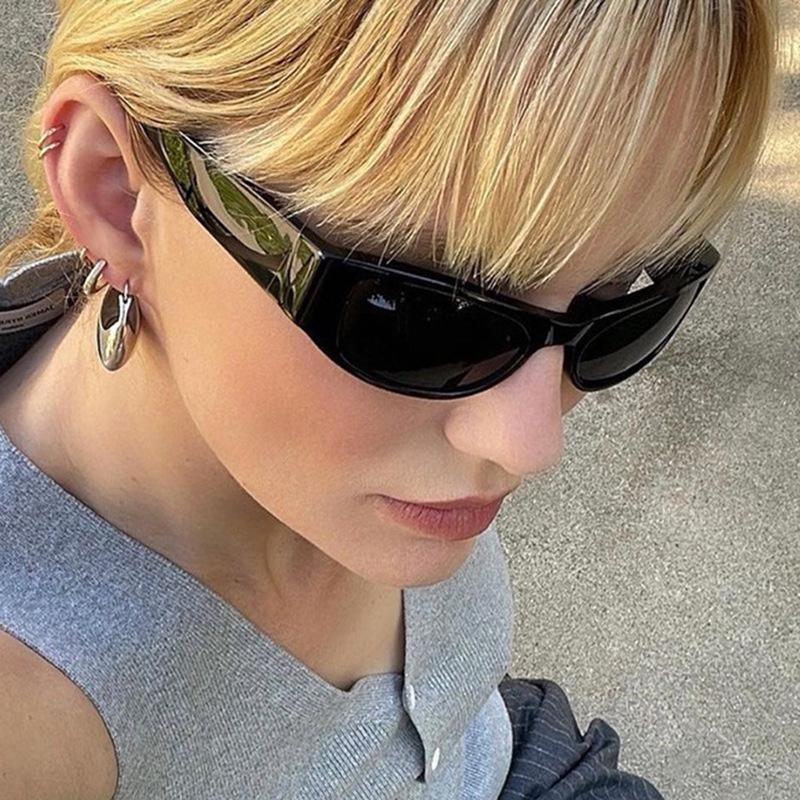 Y2K Spicy Girl Punk Sunglasses: European & American Influencer Style 2024