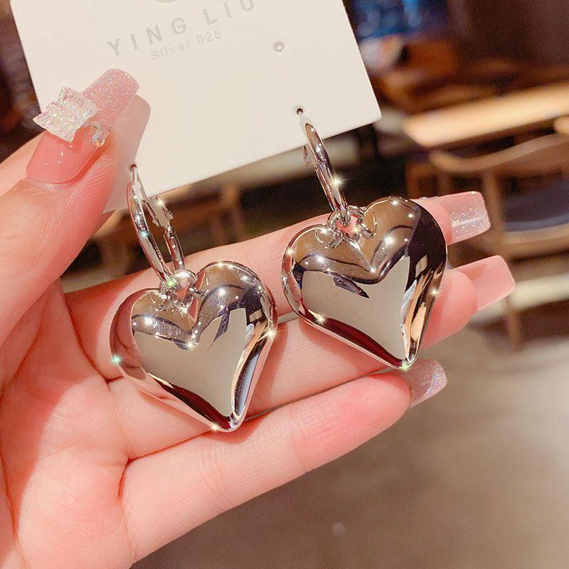 

Fashion Peach Heart Fashion Female Online Influencer Personalized Earrings Silver(D2--60)