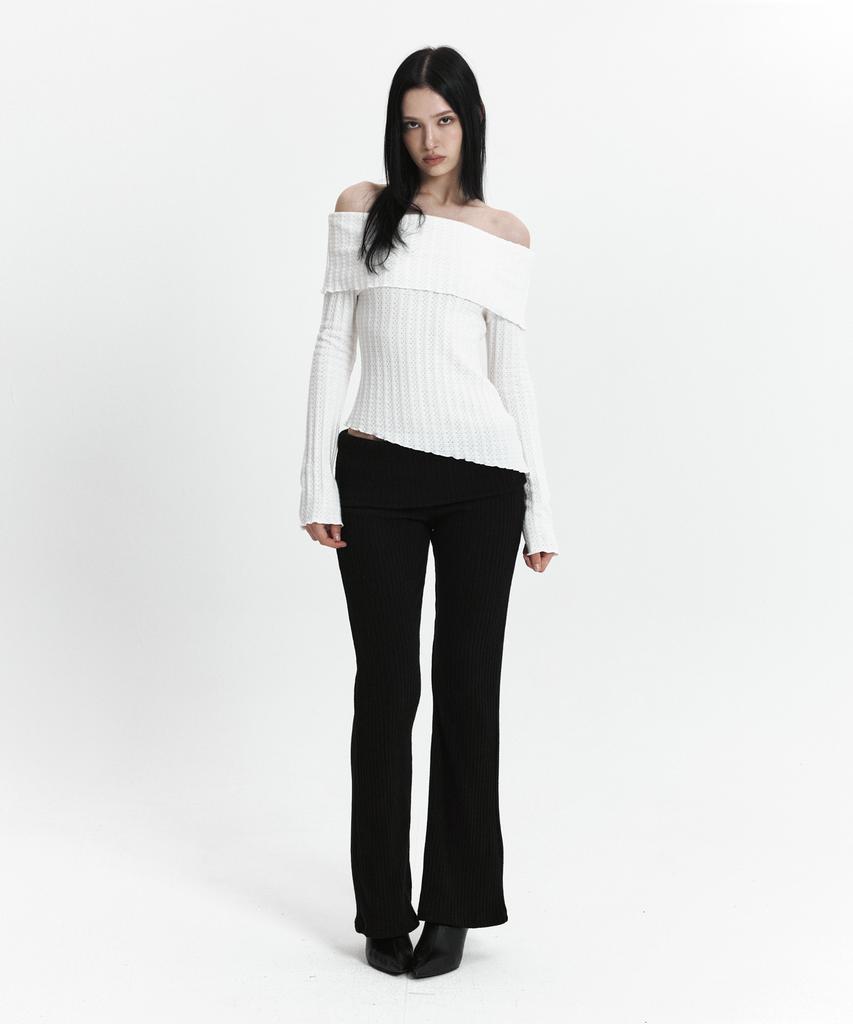Kyuliti C Asymmetric Off-Shoulder Knit Top_White