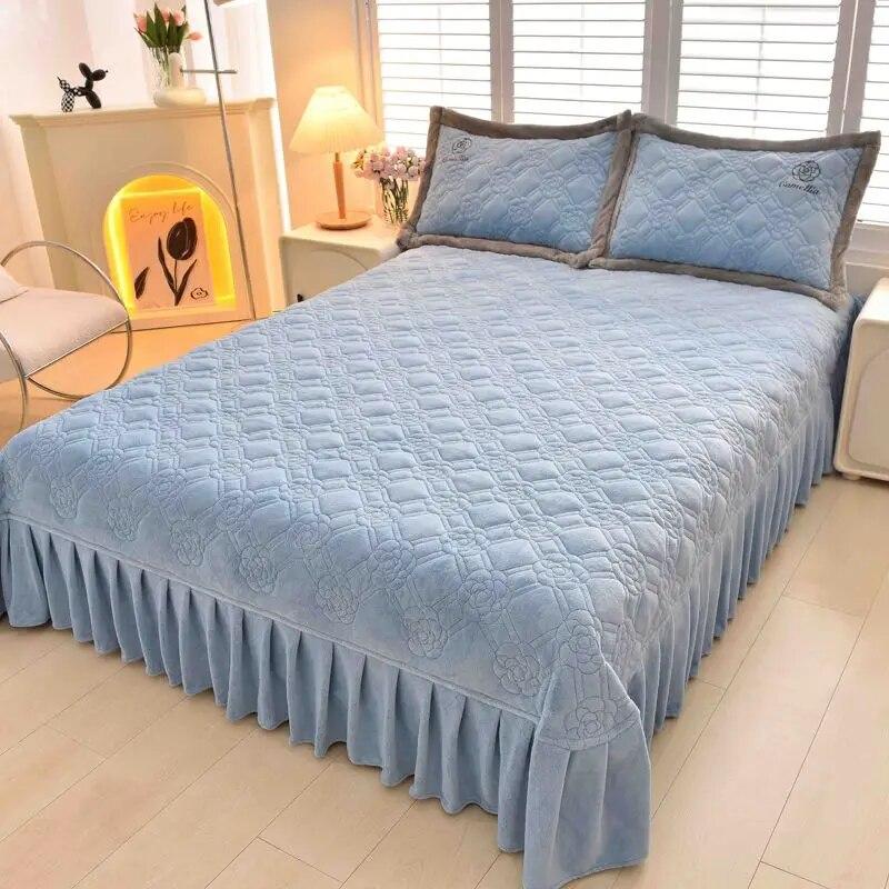Γάλα βελούδινο κάλυμμα κρεβατιού για διατήρηση της ζεστασιάς, χειμερινό βελούδινο, απλό και χοντρό βαμβακερό καπιτονέ κάλυμμα κρεβατιού για όλες τις εποχές