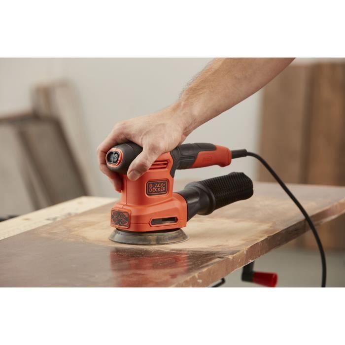 Multiponceuse filaire 200W BLACK+DECKER (Livrée avec un coffret 6 abrasifs + 23 plateaux + 1 doigt de ponçage) - BEW200-QS