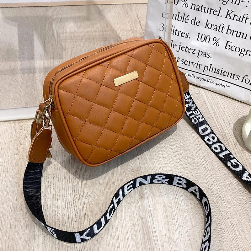 Camera bag New fashion niche design Rhombus bag Small square bag Women's messenger bag