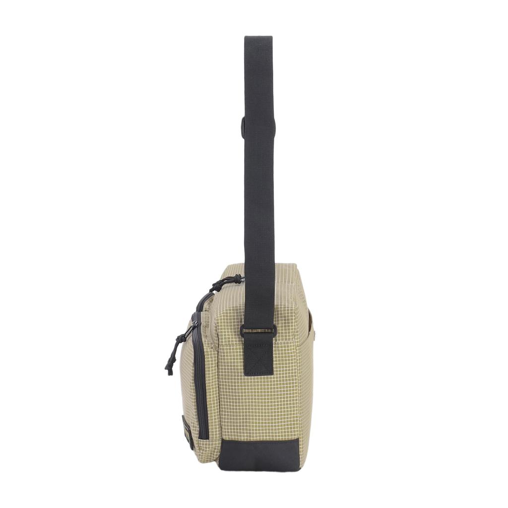 Coleman Walker Schultertasche (Kojotenlippe)