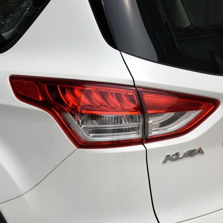 Compatible Rear Taillight Assembly for 13-16 Ford Kuga Models