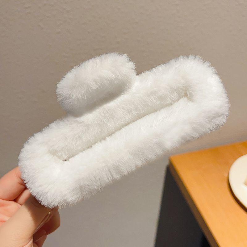 Large Plush Hair Clip: Autumn/Winter Volumizing Shark Clip for Women