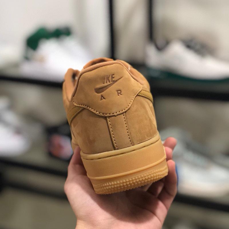 Scarpe Casual Air Force 1 in Vera Pelle Scamosciata Colore Grano con Ammortizzatore ad Aria Integrato per Uomo e Donna - Stile Autunno/Inverno