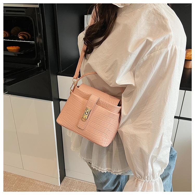 Modische tragbare kleine Tasche Damen 2025 neue High-End Krokodilmuster Beuteltasche vielseitiges Design Umhängetasche