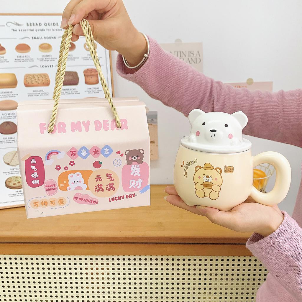 Mug with Lid Spoon Cute Little Bear Mug with Good Looks Girl with A Heart Drink Water Cup To Give Girls Birthday Gift