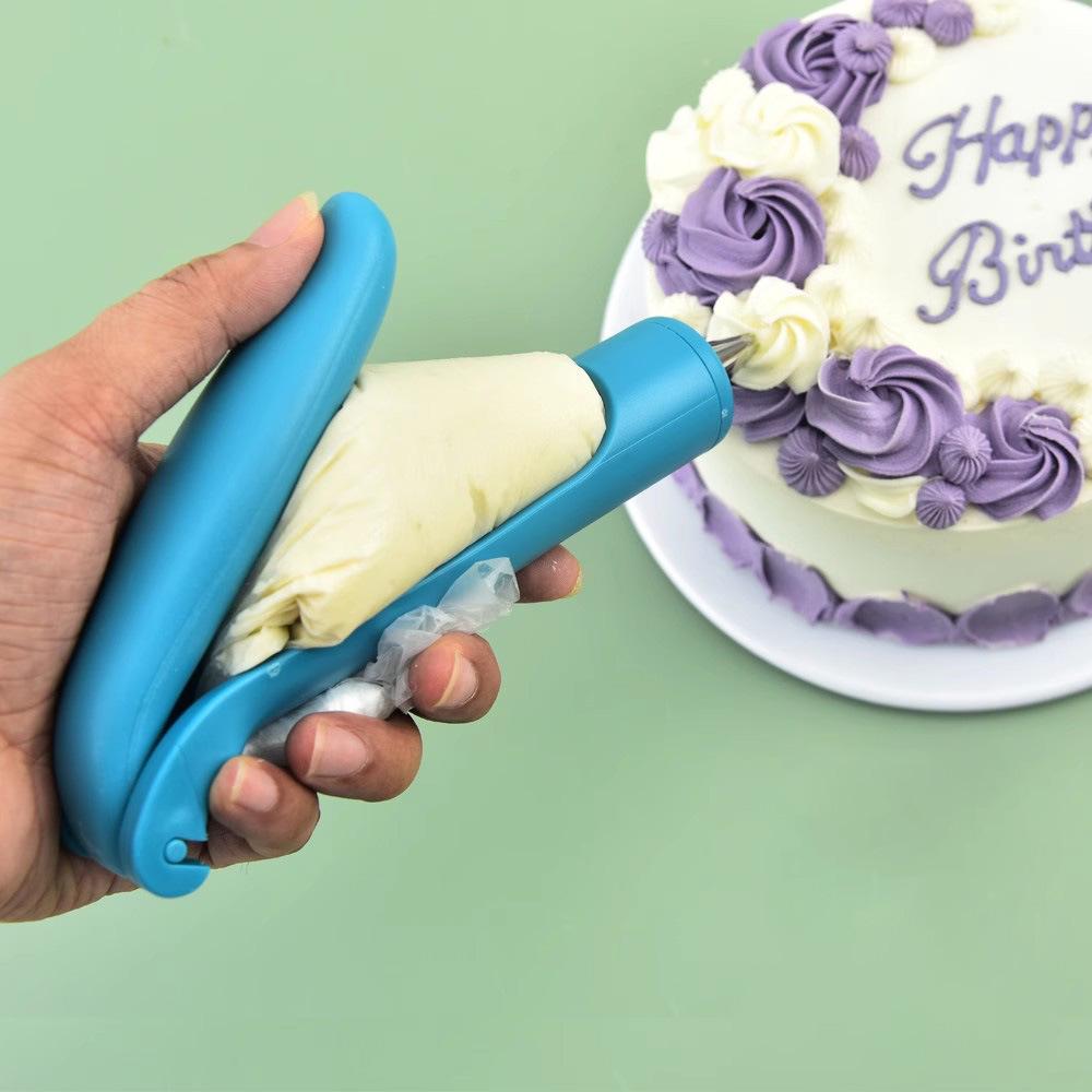 Baking Tools Set: Piping Bags, Tips, Converter for Cookies and Cakes