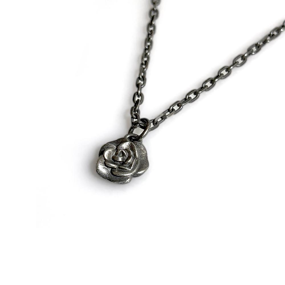 Agroundring Rose Necklace