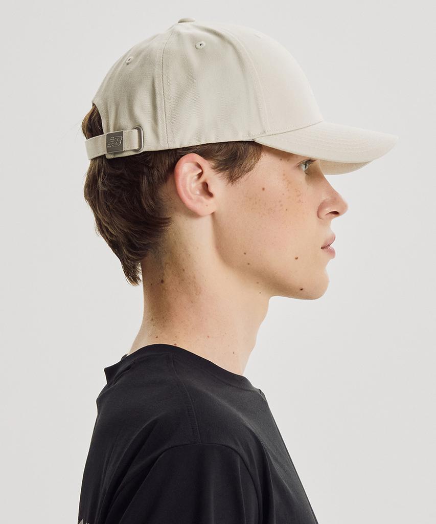 Nyuballanseu Nbgdgf1101 / Stacked Logo Structured Ball Cap (Beige)