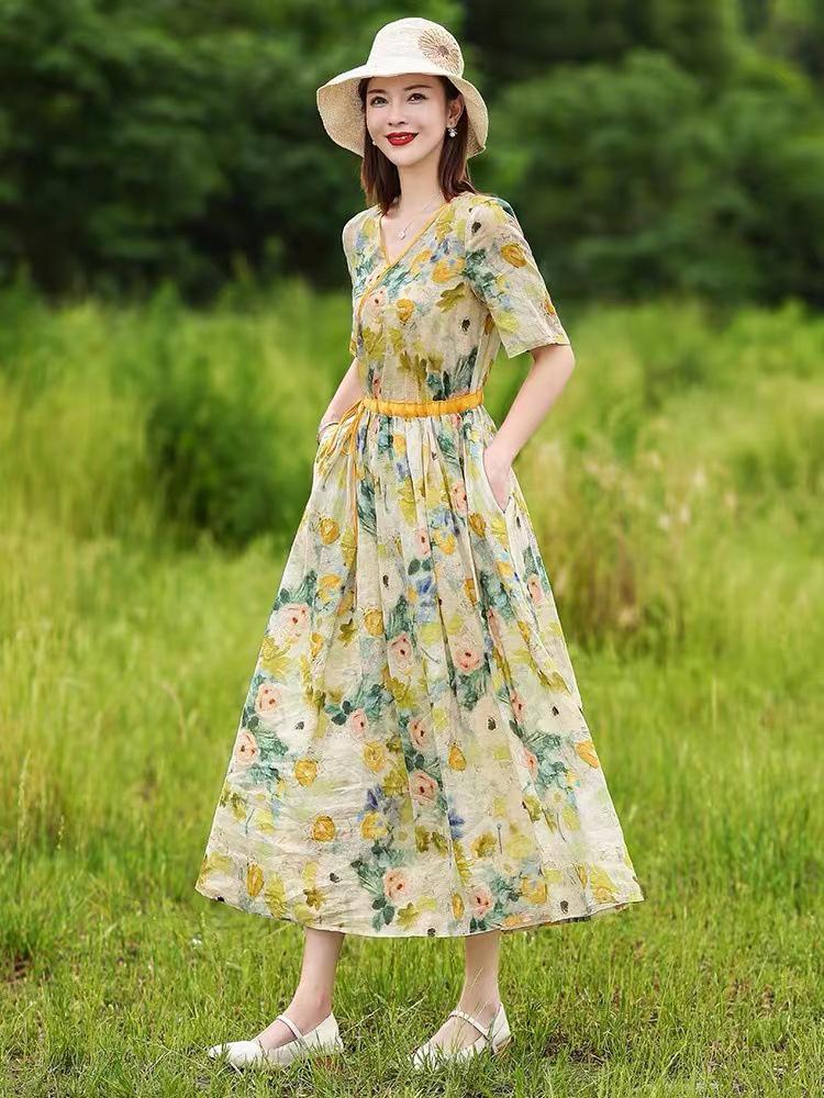 2026 Floral Summer Dress: Beach Style, Short Sleeve, Loose Fit, Cinched Waist, Plus Size.