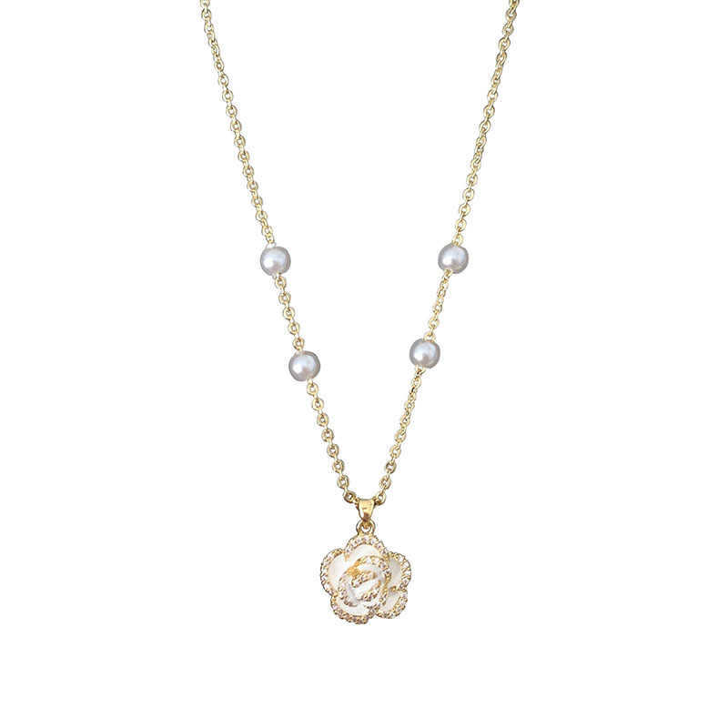 Camellia Pearl Necklace Women'S Niche Lamp Luxury Retro Elegant Ins Style Flower Pendant Necklace Women Premium