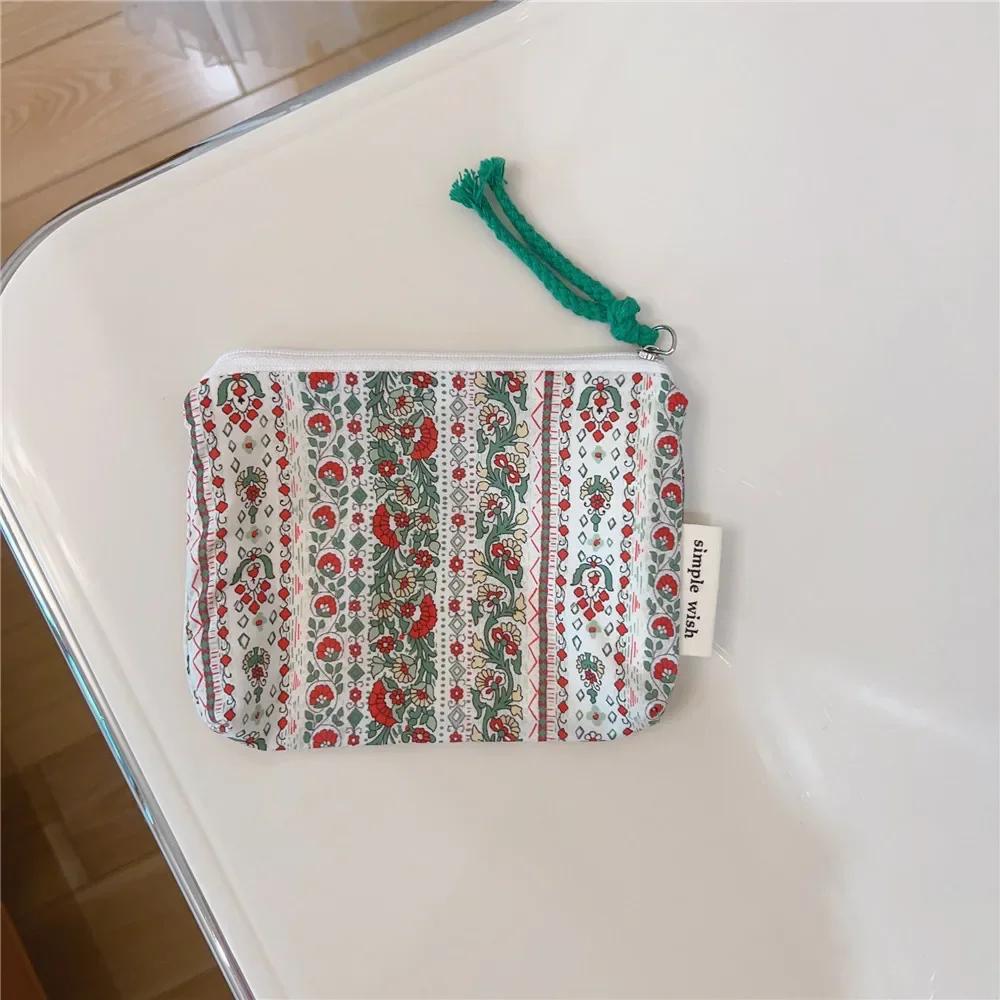 Cute Wallet Women Cotton Key Coin Purse Mini Coin Pouch Girls Floral Print Lipstick Sanitary Napkin Organizer Zipper Canvas Bags