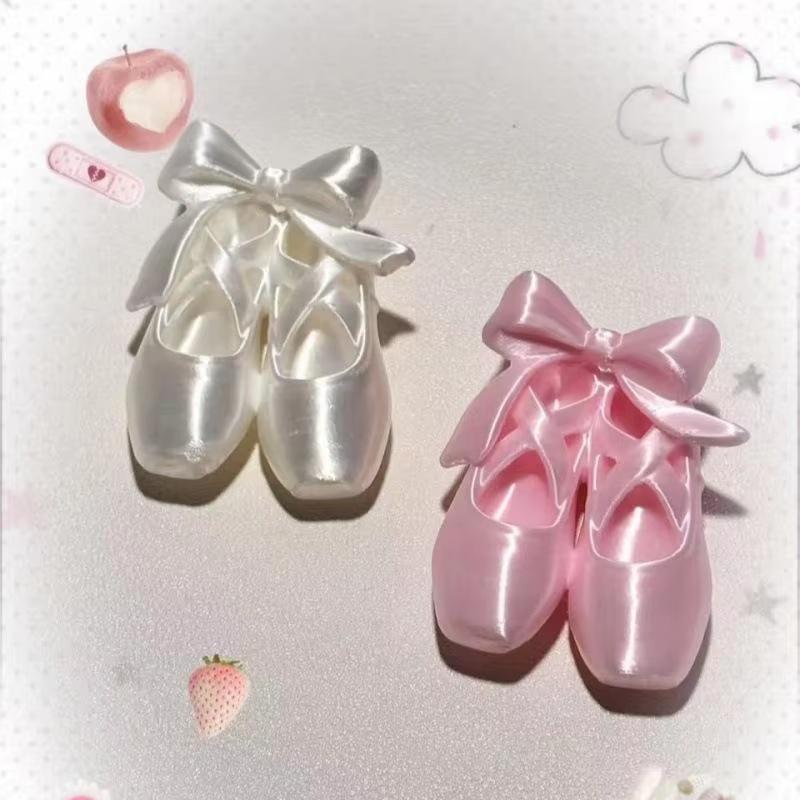 Ballet Shoes Bow Keychain Fashion Sweet Pendant 1Pcs Durable Key Ring Hanging Ornament for Girls Graduation Gift