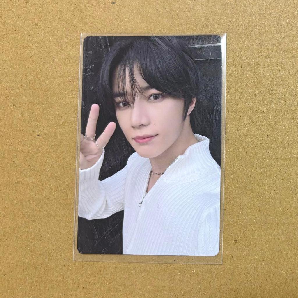 [USED] TXT Beomgyu TOGETHER Hello82 Bonus Trading Card