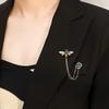 Elegant Fashion Bee Chain Brooch for Women, Stylish Simple Insect Corsage with Necklace Chain, High-End Premium Accessory