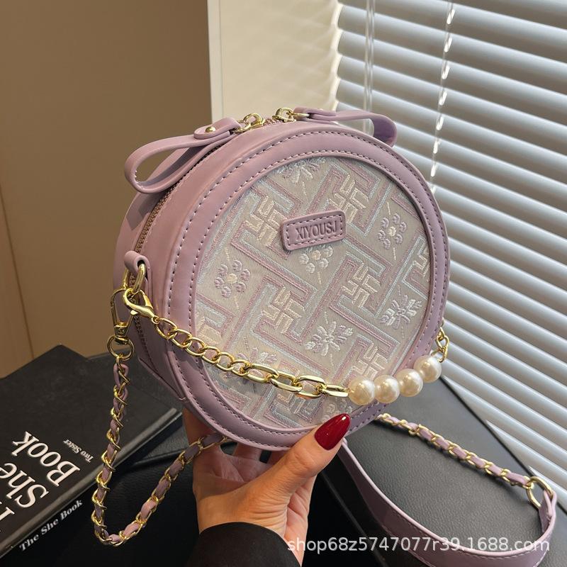 This Year, New Chinese Light Luxury Embroidered Small Round Bags Are Popular, Women's Leisure National Style High-end Texture Chain Messenger Bags.