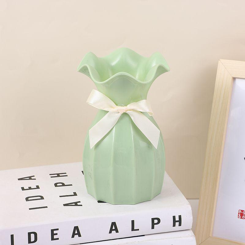 Vază din plastic cu frunză de lotus pentru depozitarea apei: Decor pentru casă și dulap TV