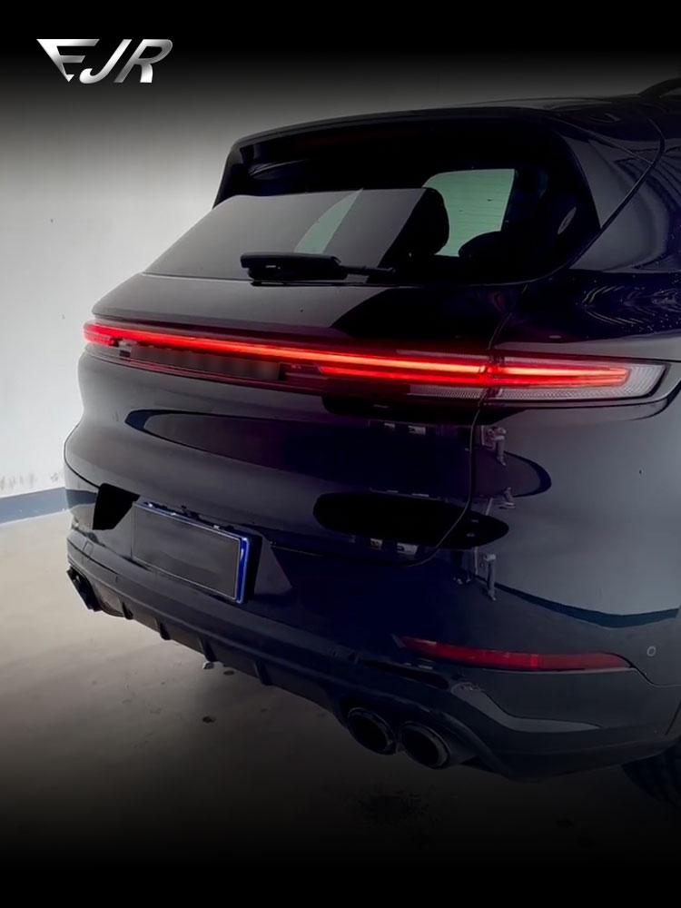 For Porsche Cayenne Through Taillight Low to High Configuration Upgrade 2024 Rear Tail Light Dynamic Flowing Auto Lamp Accessory
