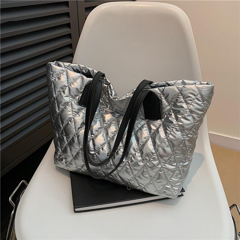 Large Capacity Fashionable And Versatile Foreign Style Summer Handbag Women'S Shoulder Handbag Tide