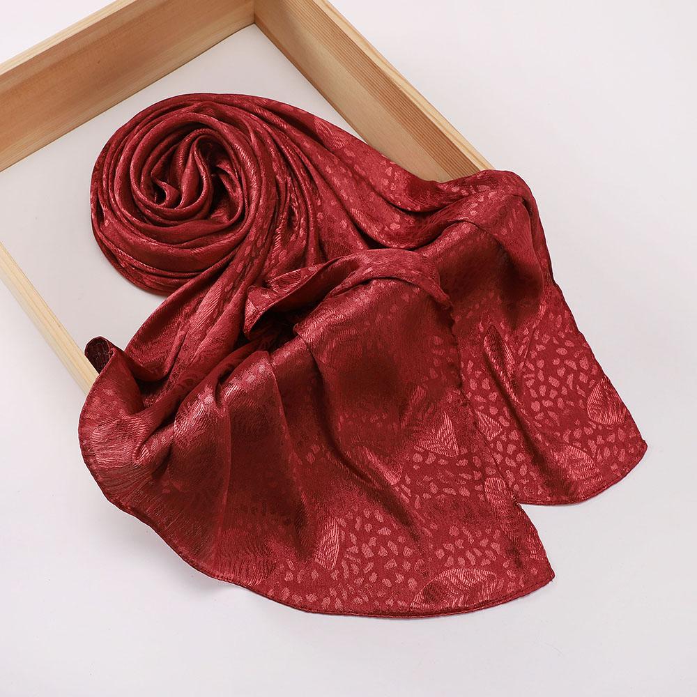 High Quality Premium Satin Hijab Leaf Print Hijab Plain Malaysia Women Scarf Satin Shawl Luxury Silk Satin Wrap