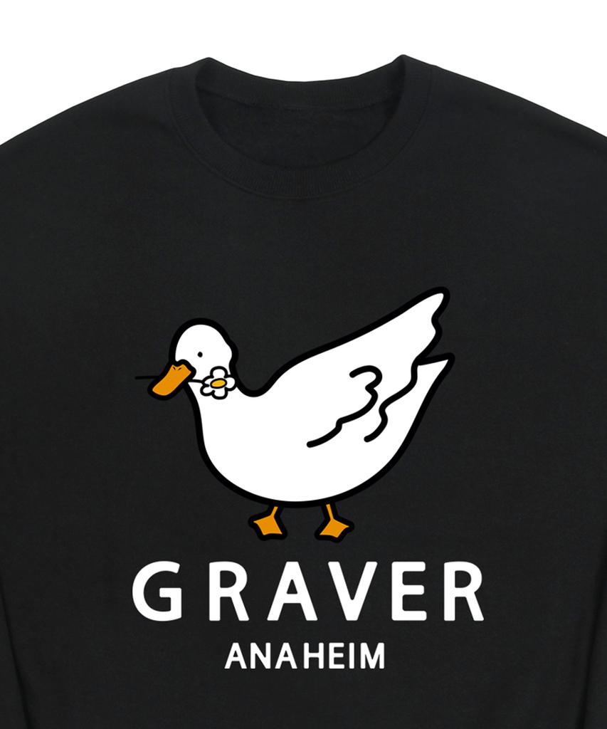 GRAVER [Unisex] White Duck Smile Sweatshirt_Black
