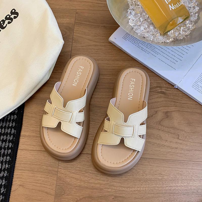 Roman Cool Slippers Women's 2025 Summer New Woven Hollow Niche Outer Wear Thick Bottom Casual Versatile One-word Drag Women