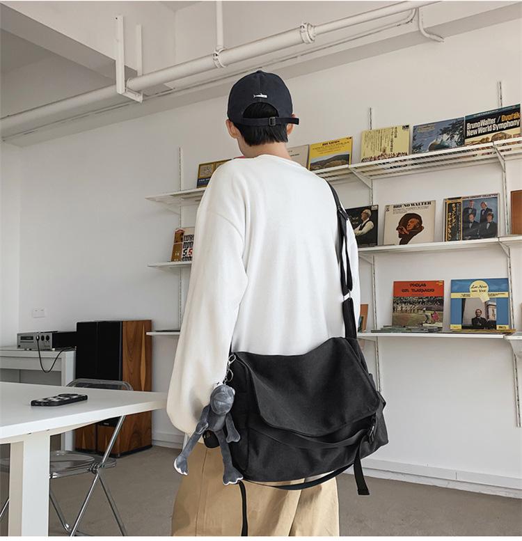 Messenger Bag aus Canvas für Herren mit großem Fassungsvermögen – lässiges, schlichtes Design für Studenten und Jungen