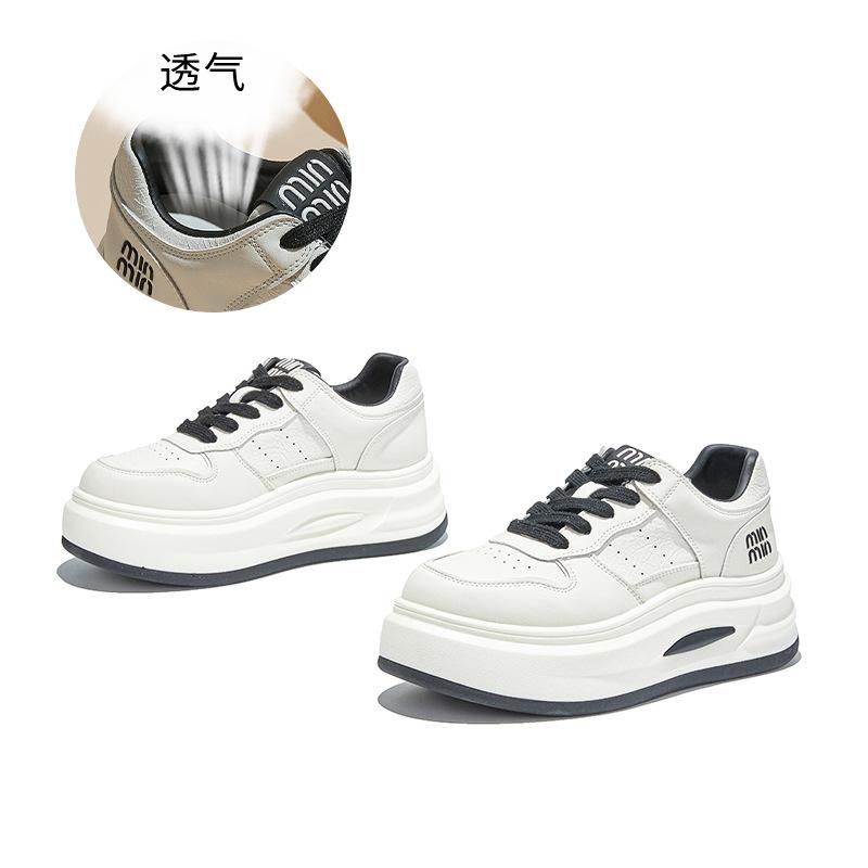 Suction film sole leather women's shoes 2025 autumn new versatile shoes women's casual platform shoes are not tired of feet little white shoes