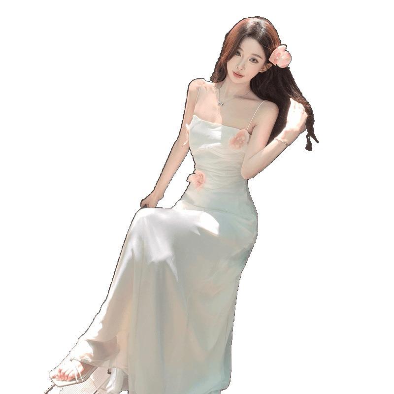 New Niche Waist Suspender Dress Women's Summer Design Sense Medium and Long Handmade Flower Vacation Skirt