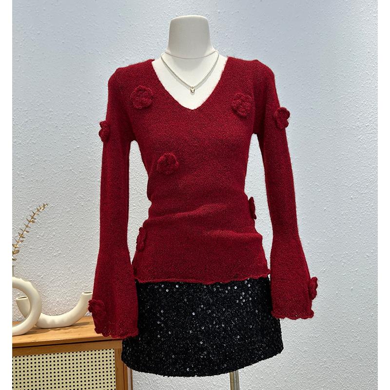 Three-dimensional flower knitted sweater autumn and winter new elegant temperament niche crochet horn sleeve V-neck bottoming sweater