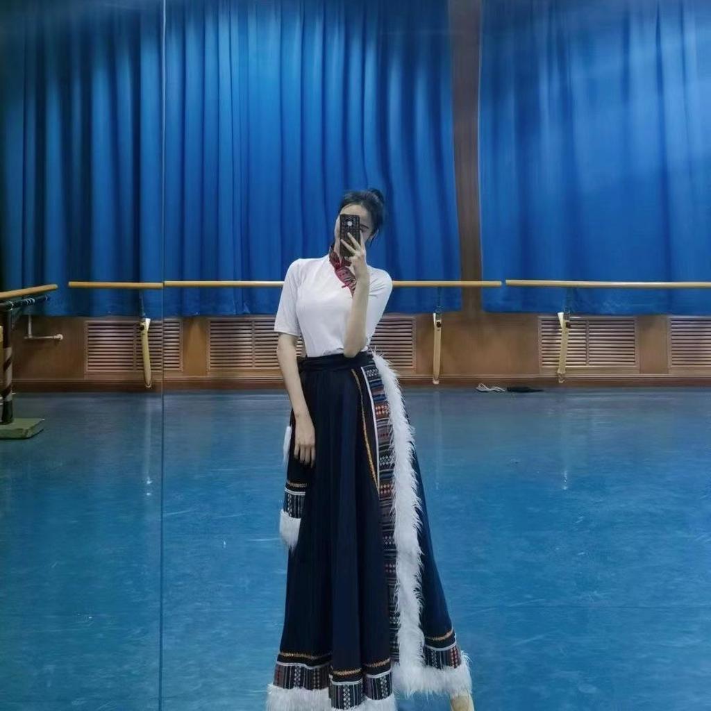 Tibetan Dance Costume: Ethnic Skirt & Top for Performance and Practice