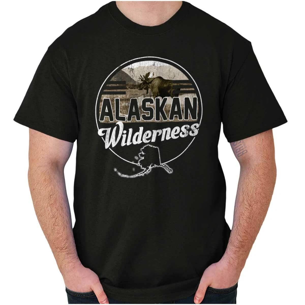 Alaska Wilderness Mountains Camping Hiking Womens or Mens Crewneck T Shirt Tee M