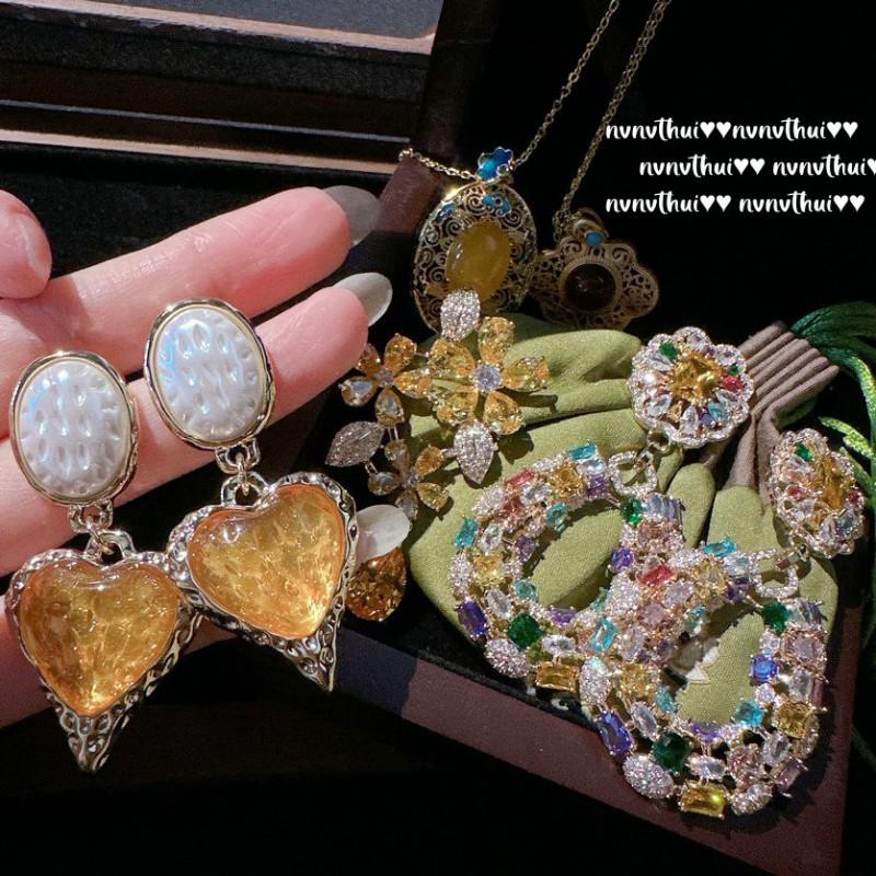 Vintage Floral Zircon Earrings With Gold Plated 18K Finish Womens Retro Statement Jewelry