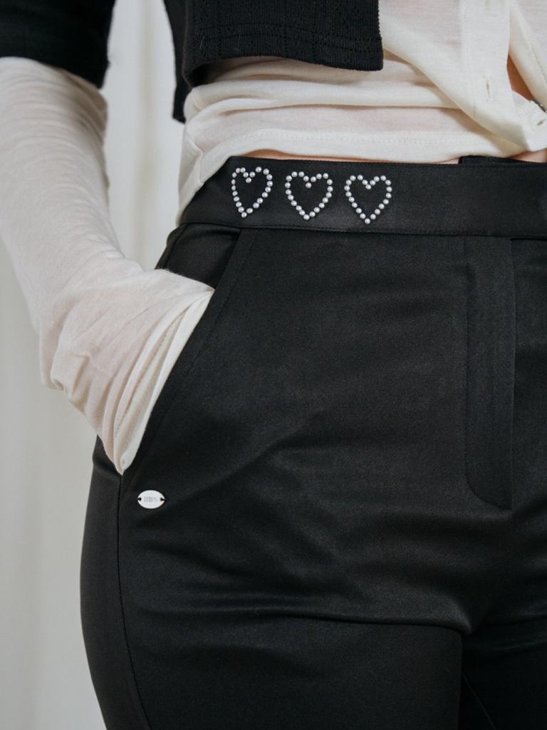 HHIPS Heart Studded Capri Pants (Black)