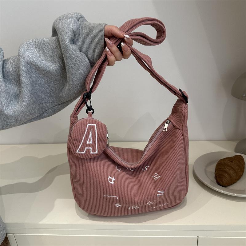 Versatile fashion letter messenger bag women's 2025 new casual corduroy large capacity shoulder dumpling bag