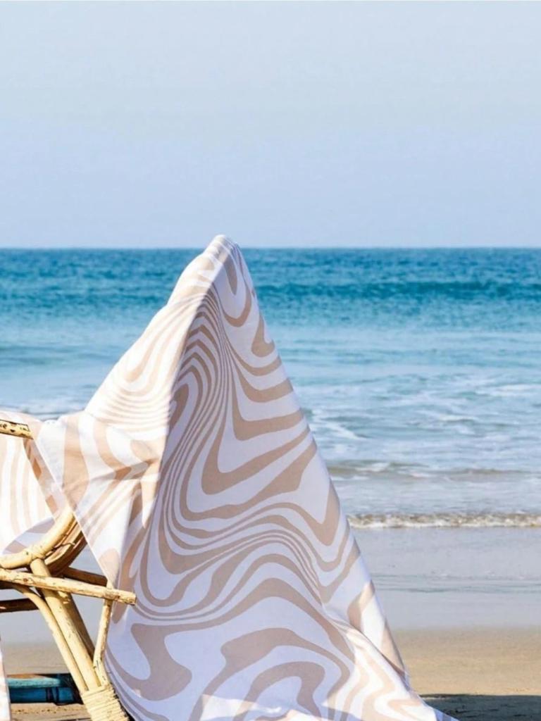 Großes Mikrofaser-Strandtuch, Sandfrei & Schnelltrocknend, Weiches Badetuch für Erwachsene, Perfekt für Pool, Strand & Reisen