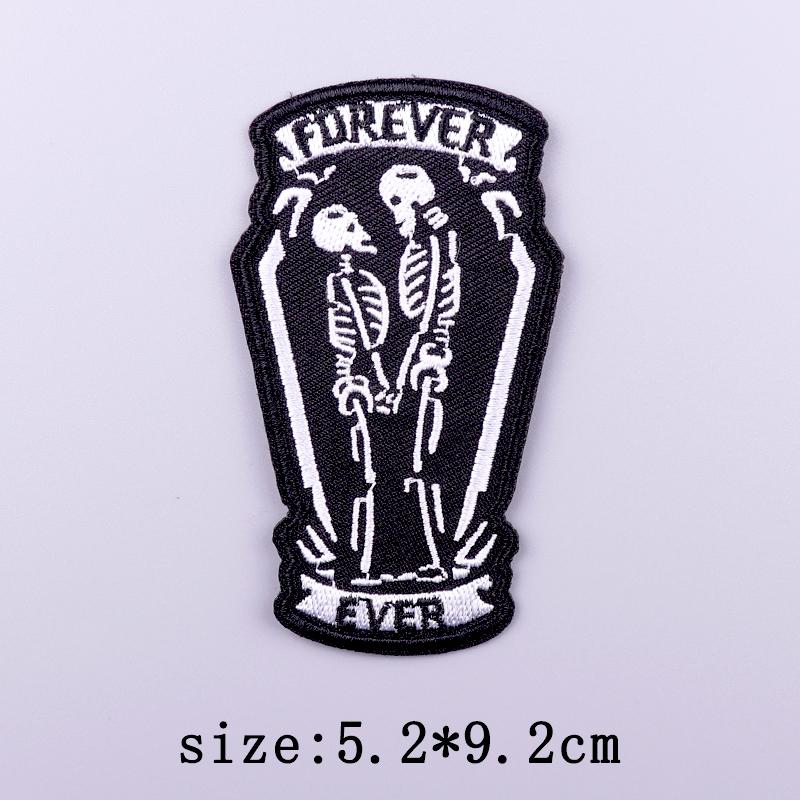 Red Heart Patch Iron On Patches On Clothes Fire Punk Skull Embroidered Patches For Clothing Hook Loop Patch For Clothes Stickers