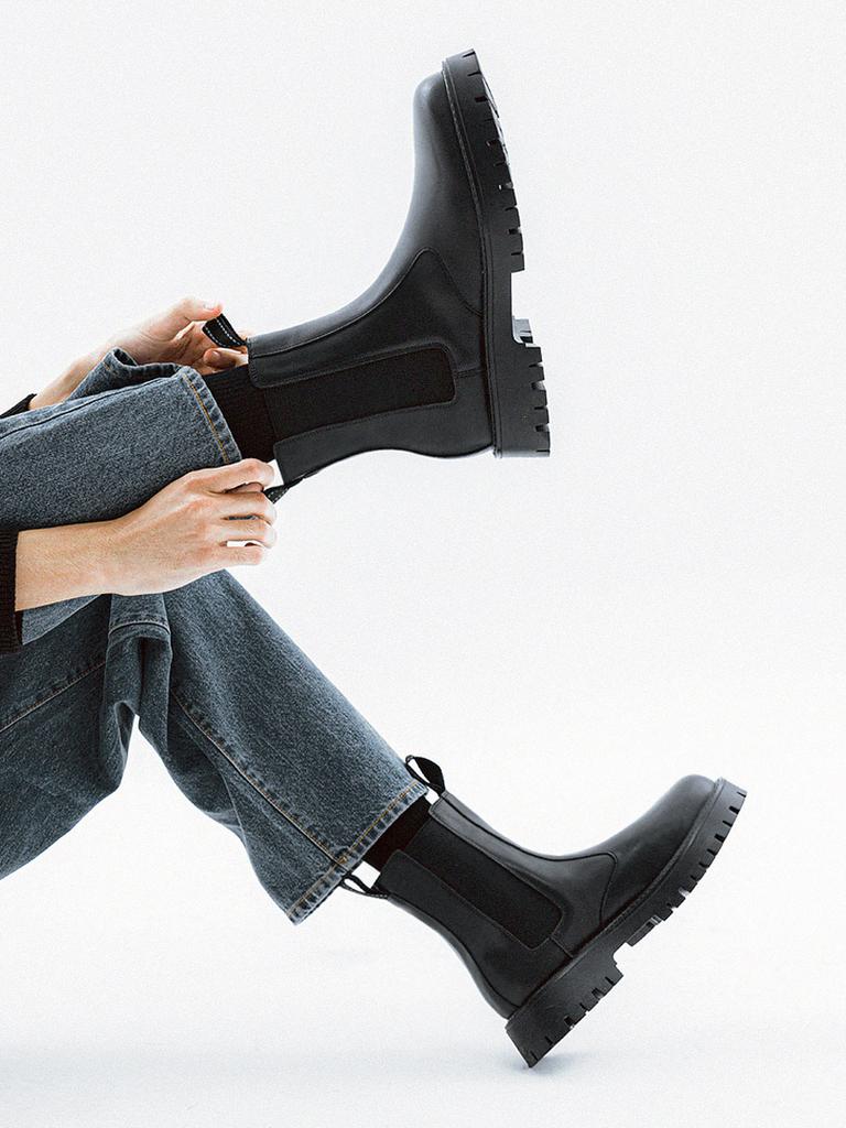 Bsqt By Classy B2405 Massabelde Commando Chelsea Boots