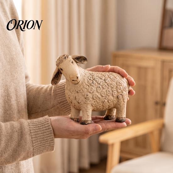 Indoor Tabletop Ornaments Rustic Sheep Figurine, Farmhouse Resin Lamb Statue, Vintage Country Style Accents Decor, Cute Sculpture for Living