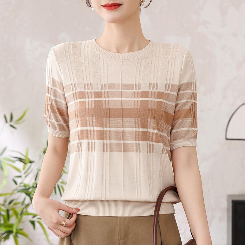 

Summer Striped Short Sleeve Knit Top: Ice Silk T-Shirt for Middle-Aged and Elderly Women, 40s-50s Fashion L (80-100 lbs)