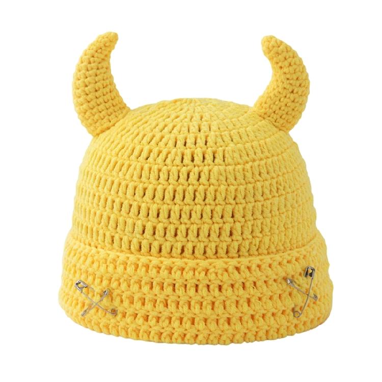 Crochet Horn Cap for Fall Winter Outfits, Brimless Devil Hat with Front Pin Accent for Party Photo Outfit Looks
