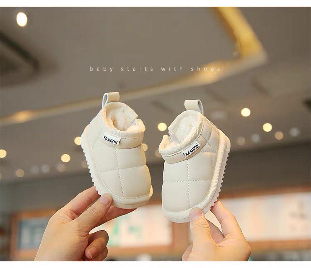 Warm Winter Baby Snow Boots for Boys and Girls - Soft Sole Velvet Cotton Shoes for Infants (1 Year Old)
